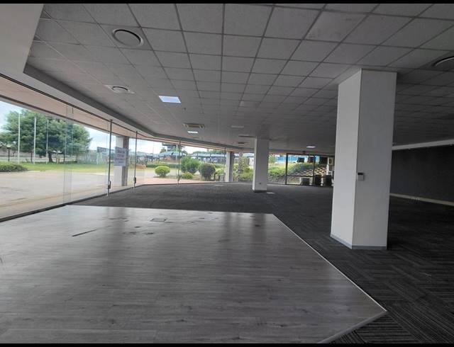 576M² RETAIL TO LET IN BRYANSTON